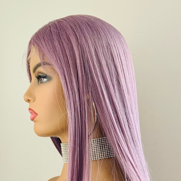 Gorgeous 28” Plum Purple Premium Synthetic Lace Front Wig - Picture 6 of 11